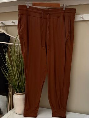 Lululemon Brown Ready to Rulu High Waist Jogger Pants Size 18 💎EUC Retail $108